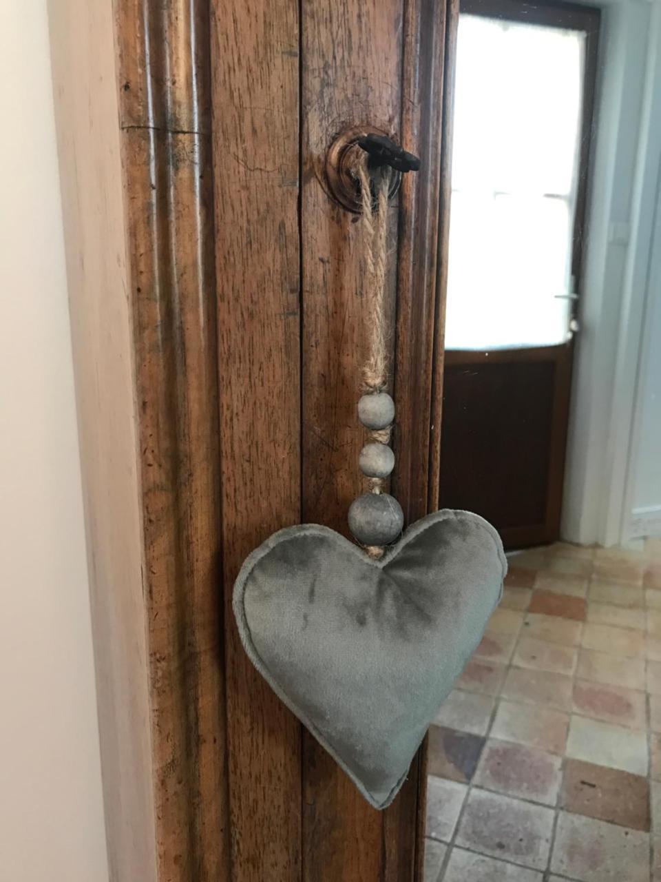 Bed and Breakfast La Parenthese Epicurienne Бове Экстерьер фото